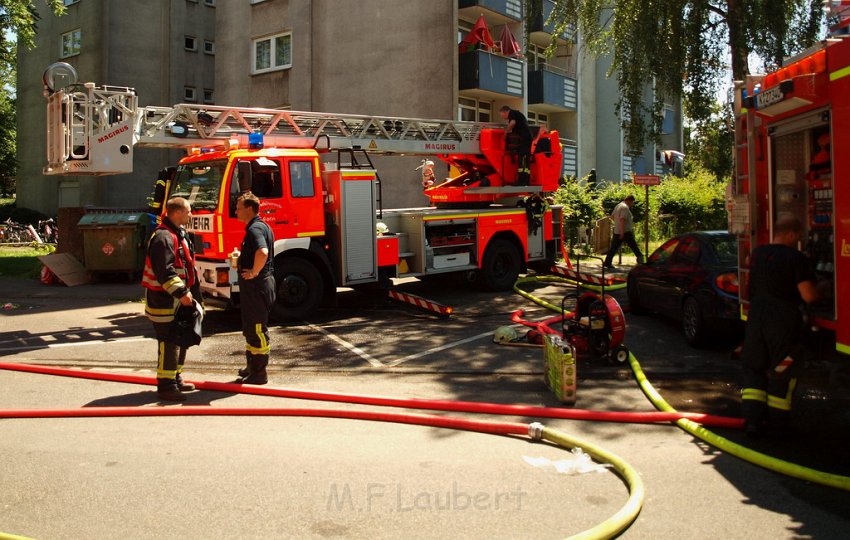Feuer Koeln Stammheim Ricarda Huchstr P27.JPG